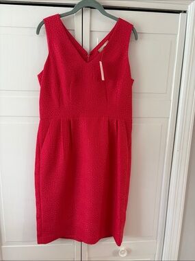 Banana Republic Sleeveless V-Neck Sheath Dress in Vibrant Coral Pink-size 12 NWT